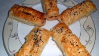 Kıymalı Milföy Börek