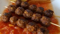 Domates Soslu Köfte