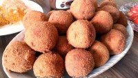 Bayat Ekmek İçli Köftesi