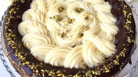 Tart Kalıbında Kremalı Pasta
