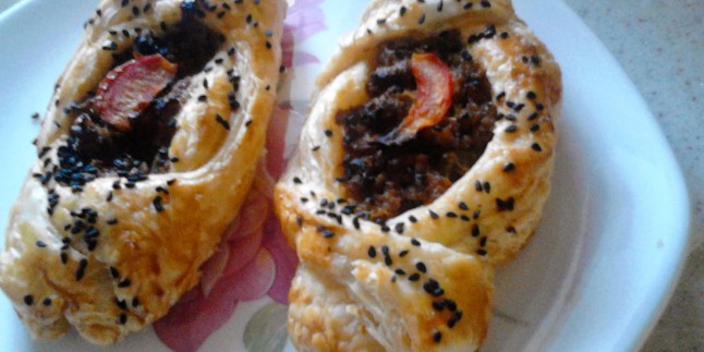 Kıymalı Milföy Böreği