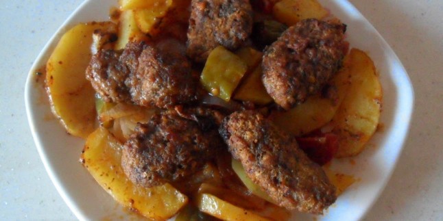 FIRINDA PATATES KÖFTE