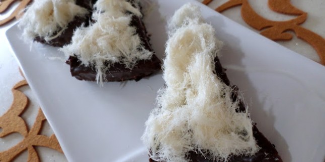 PİŞMANİYELİ KAKAOLU KEK