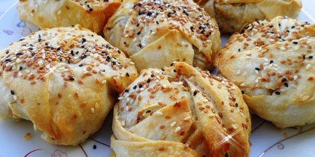 KASEDE PATATESLİ BÖREK