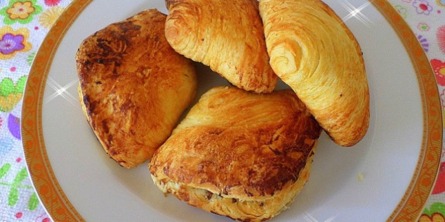 Kıymalı Midye Börek