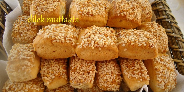 Susamlı Tatlı Tuzlu Kurabiye
