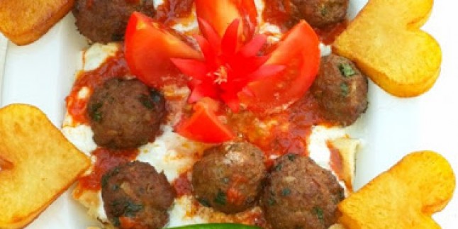 Köfte İskender