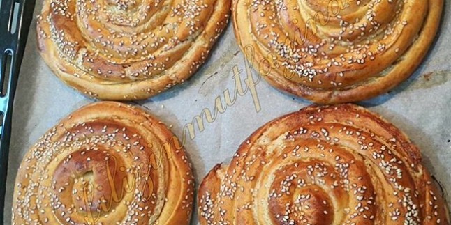 Pastane Usulü Tahinli Çörek