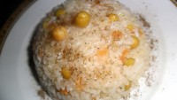 Bezelyeli Şehriyeli Pirinç Pilavı